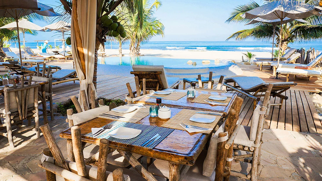 Restaurante frente al mar — La Posada de los Tumpis