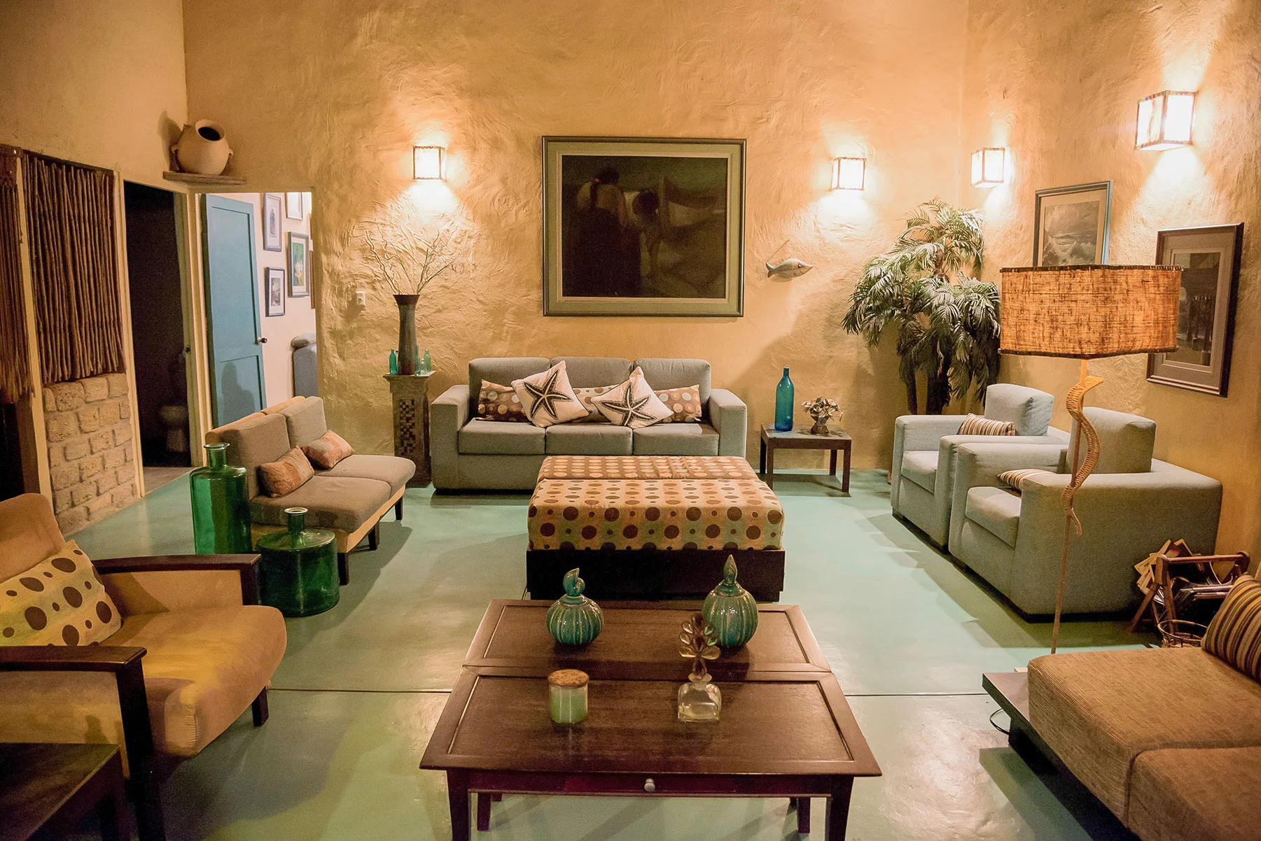 Sala y lobby de La Posada de los Tumpis